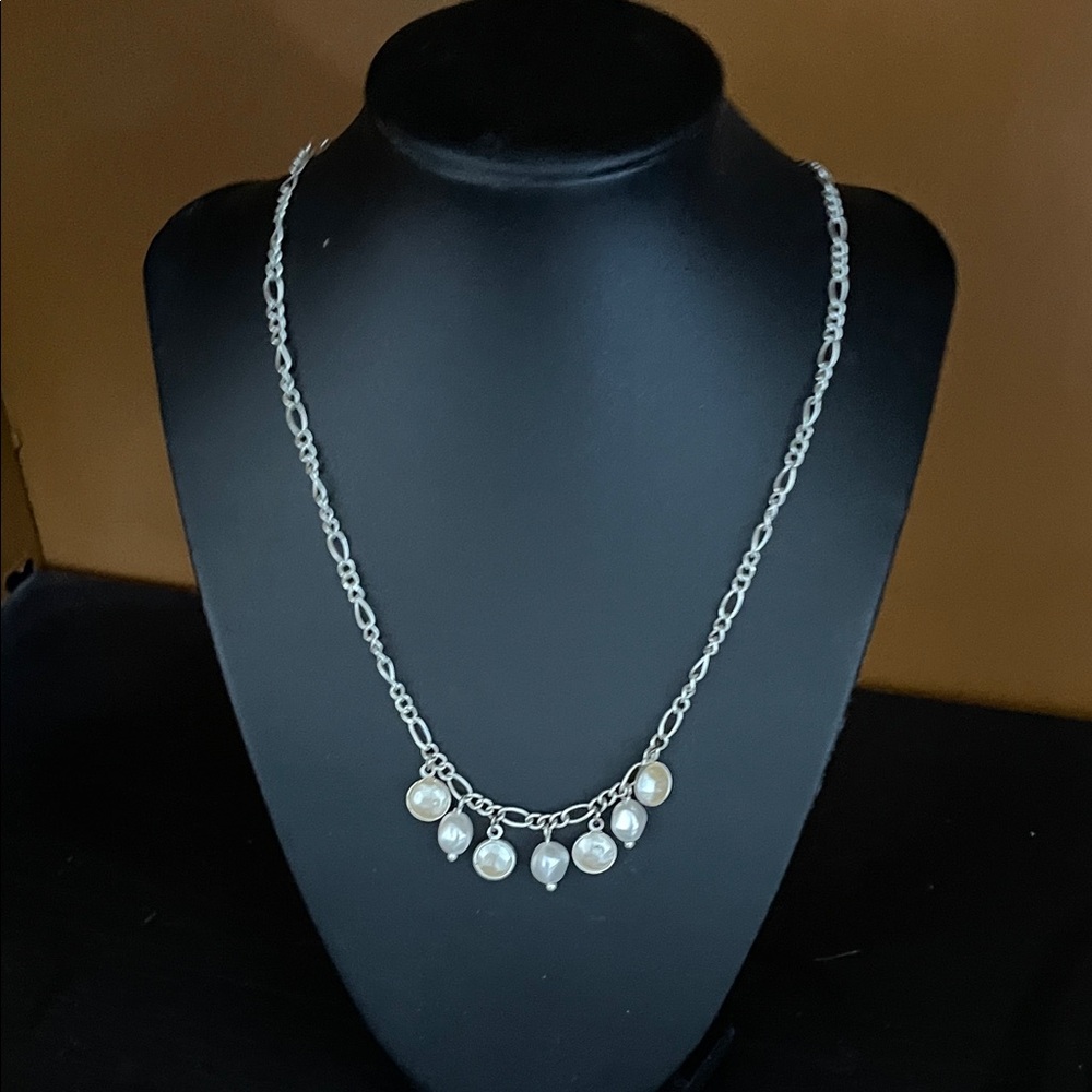 Elegant Silver Pearl Necklace